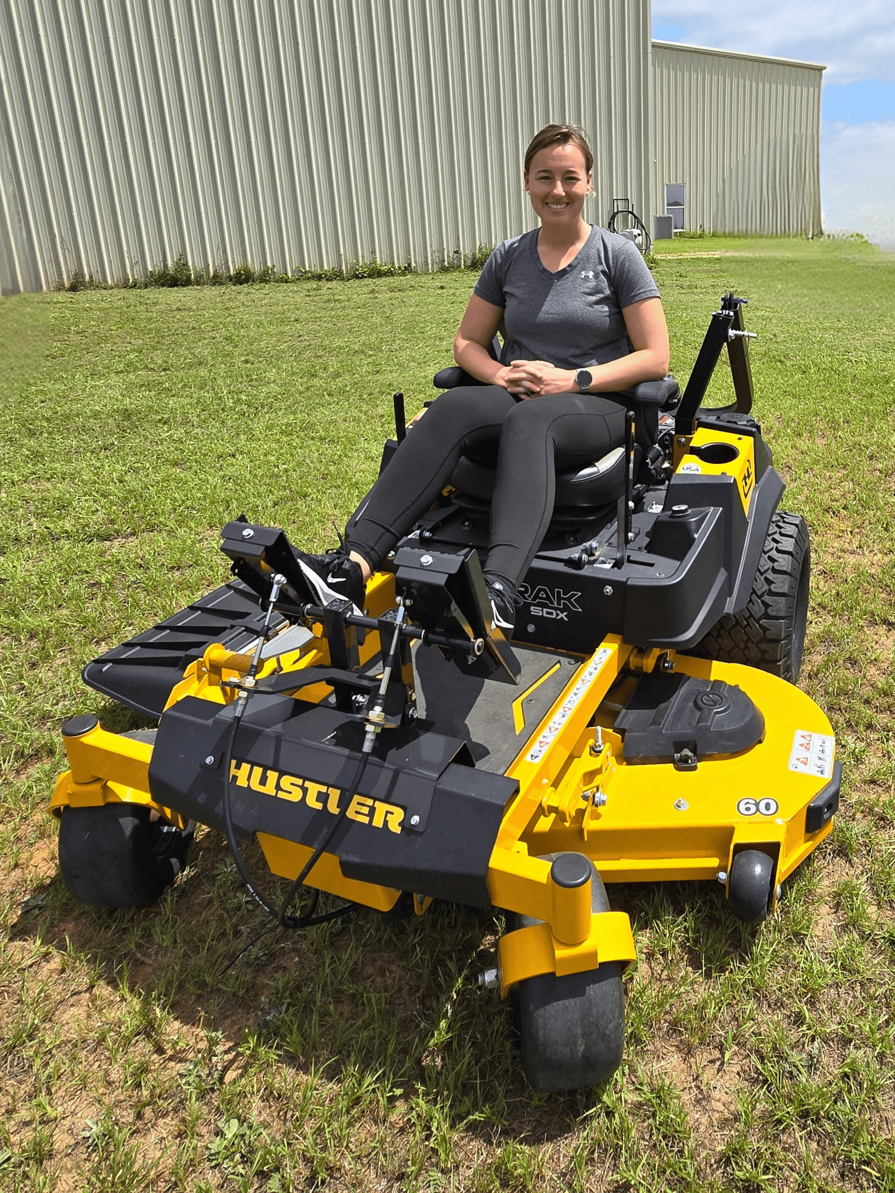 Increased EfficiencyPerfect for you to multitask, such as weed trimming and mowing simultaneously, reducing overall yard maintenance time. ⇾